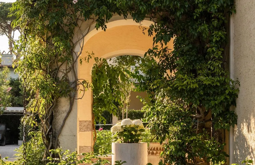 Villa Roma Imperiale-1